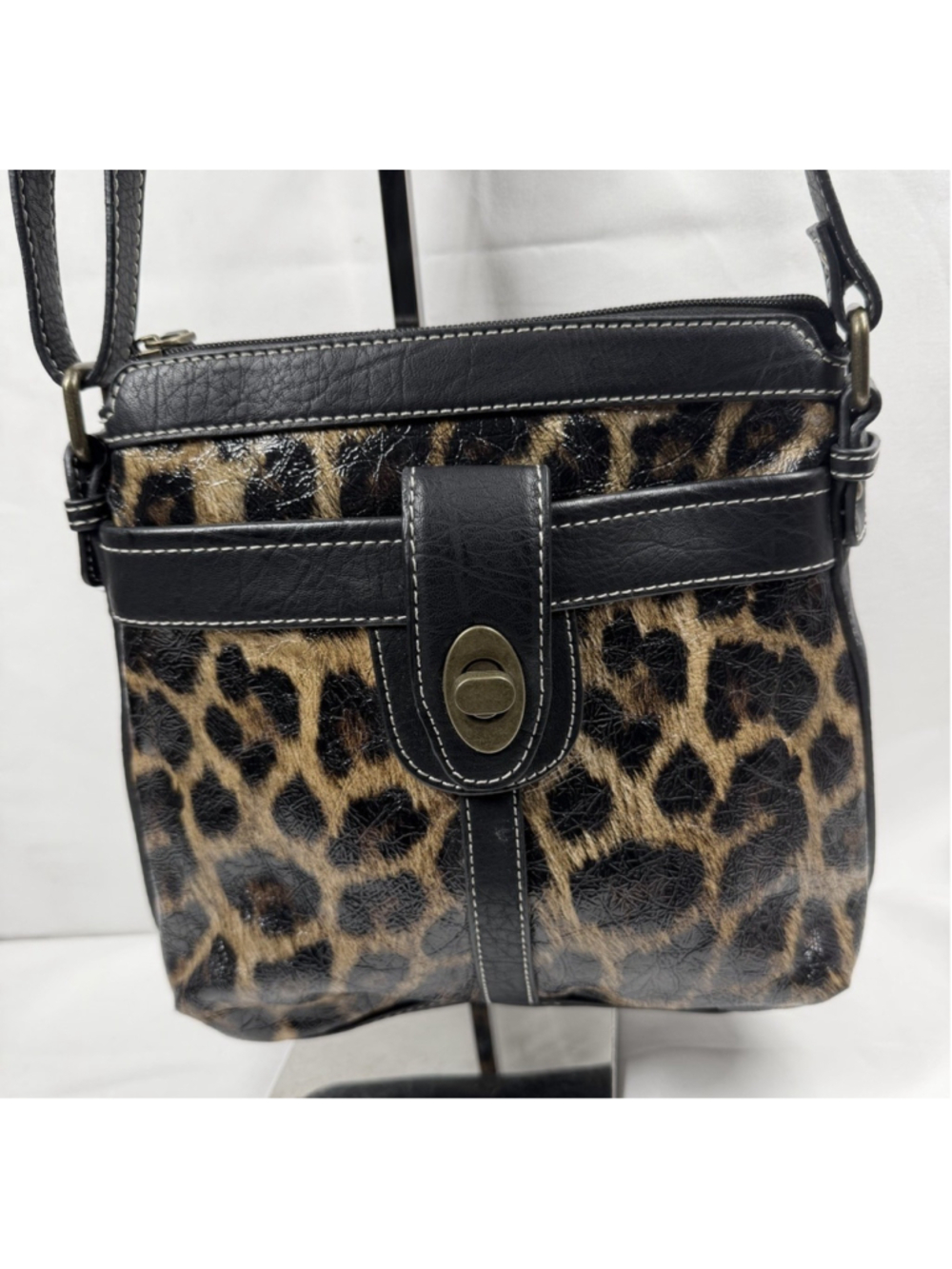 BOC Born Concept Shoulder Crossbody Bag Purse Black & Brown Cheetah Multi Pocket